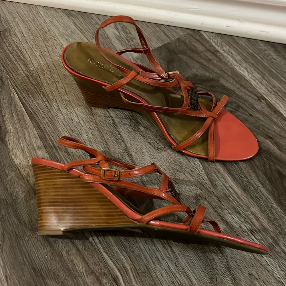 Nickels soft wedges. Size 12. Orange